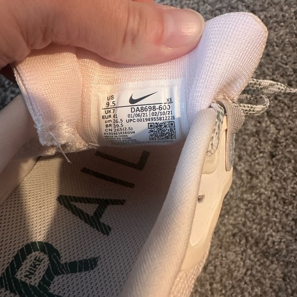 Never worn: Nike Women's Pegasus Trail Running Shoes - White and Red - Picture 4 of 6